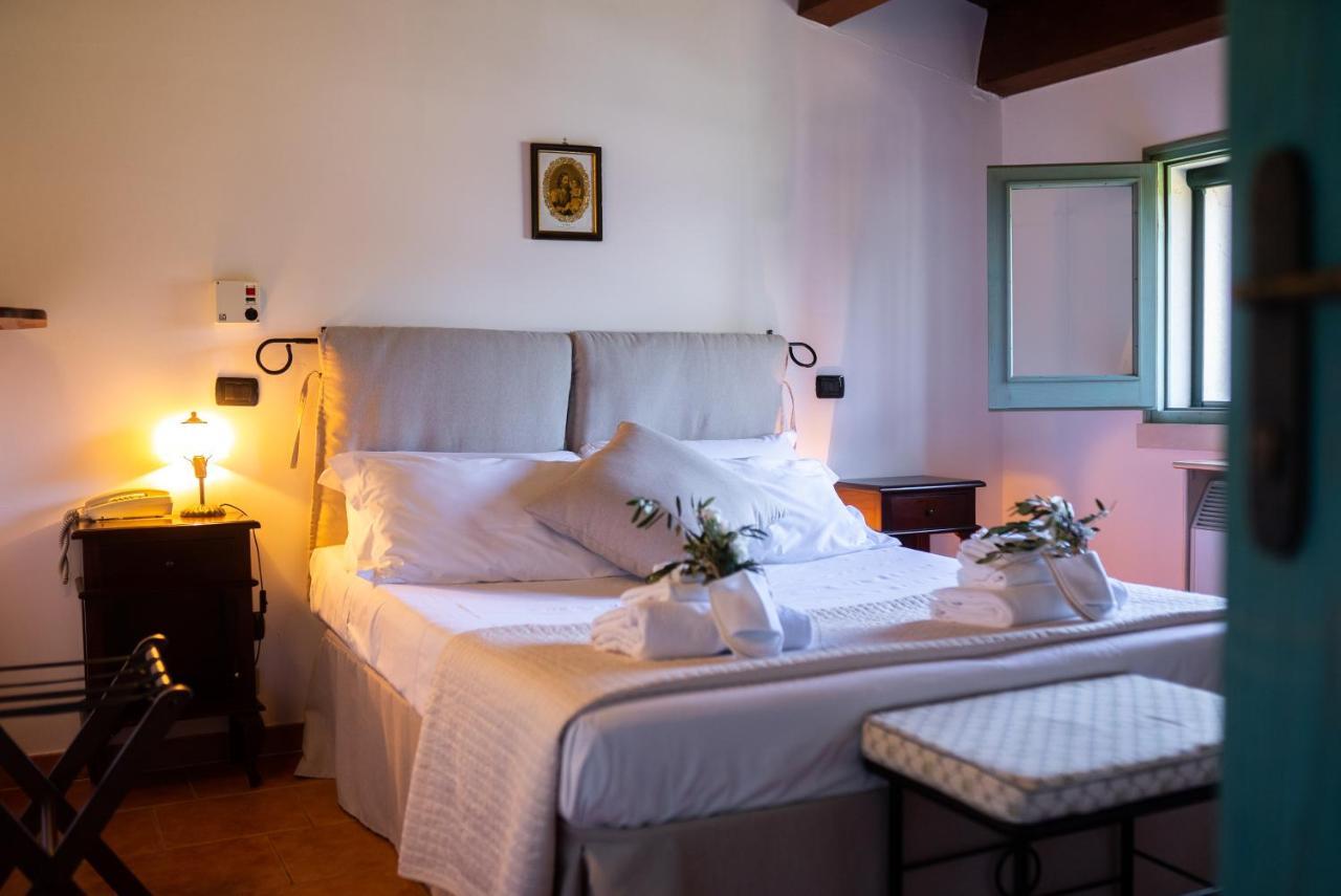 Masseria Montepaolo Dimora Di Charme Conversano Kültér fotó
