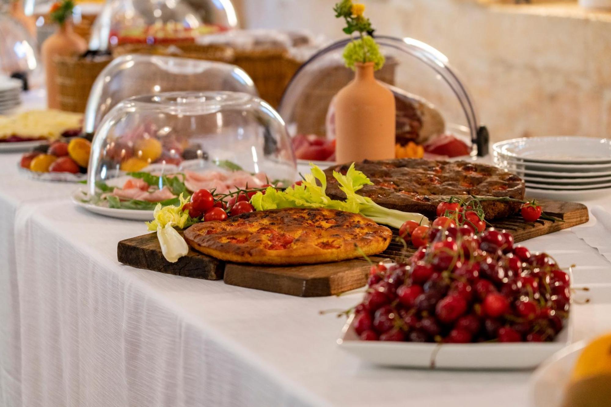 Masseria Montepaolo Dimora Di Charme Conversano Kültér fotó
